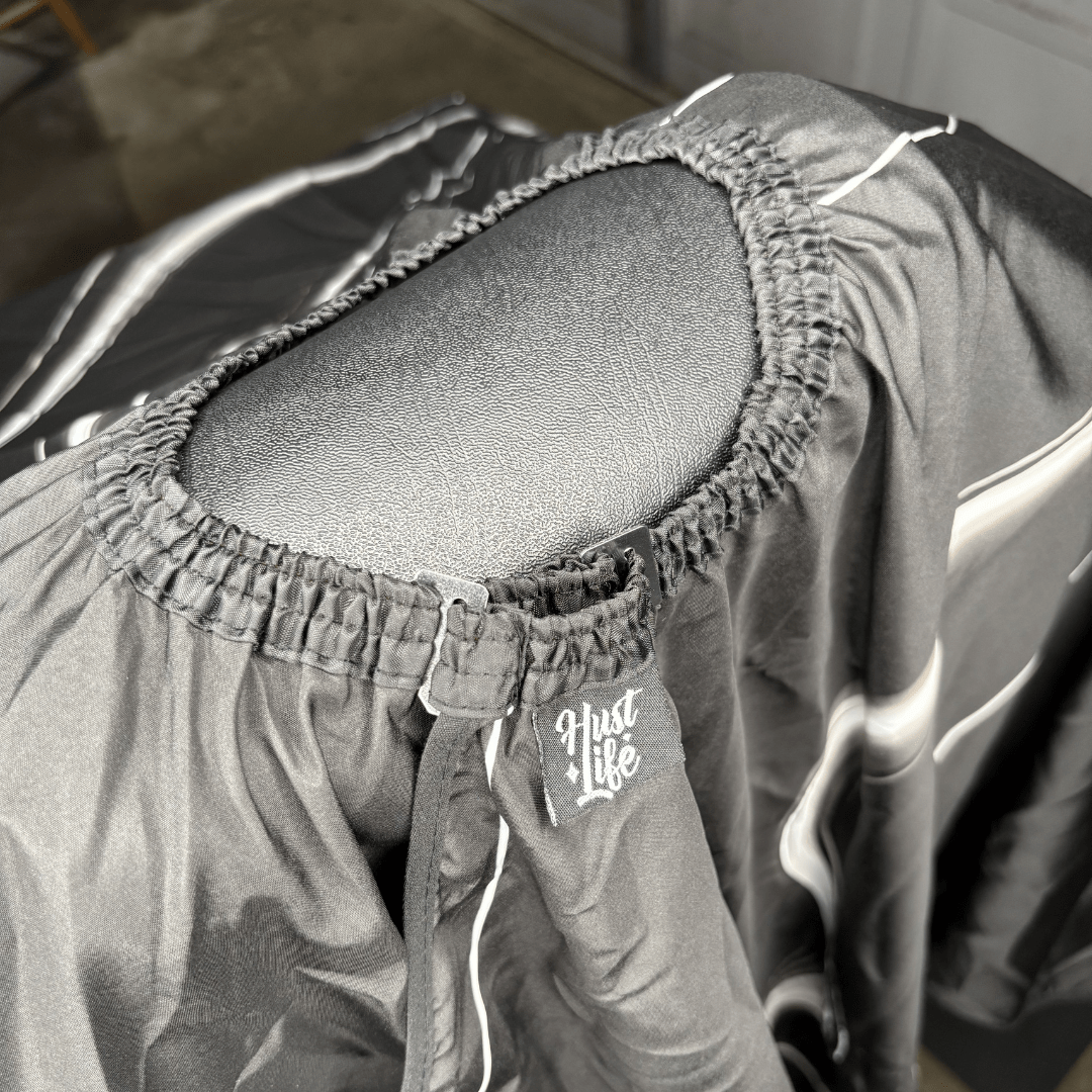 NoirFlow™ - Premium Barber Salon Hair Cape - HUST LIFE